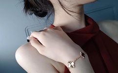 jia lissa on the sofa